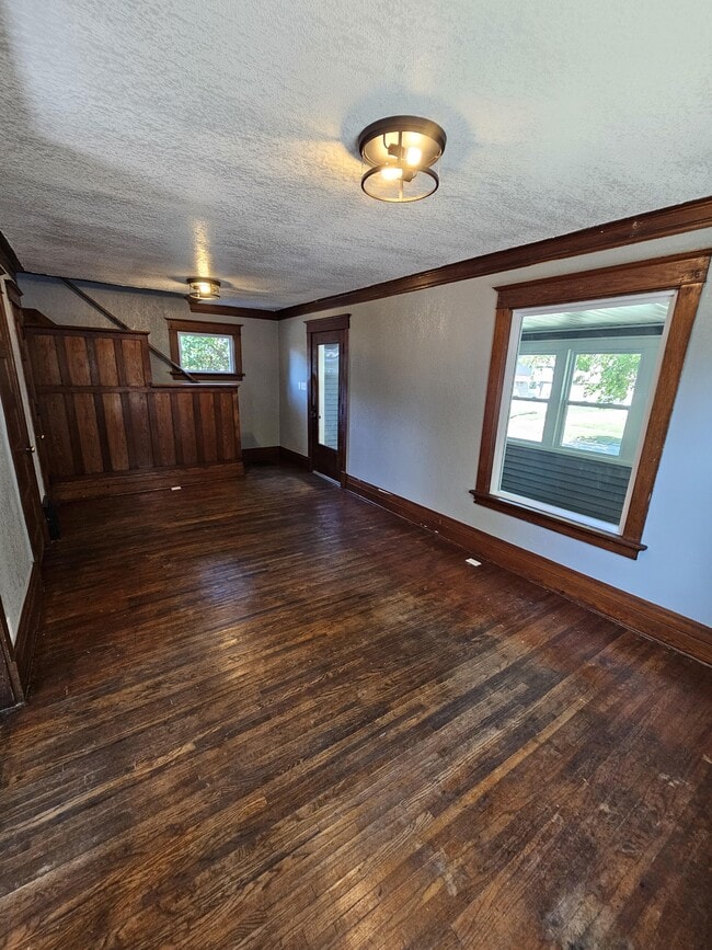 Building Photo - 117 Dawson St