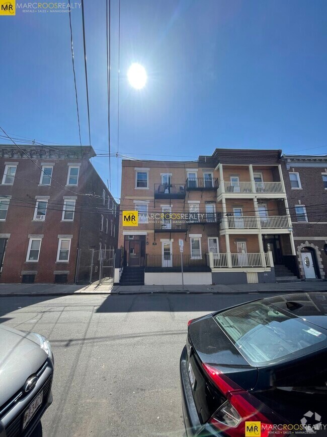 Building Photo - 60 Lubec St