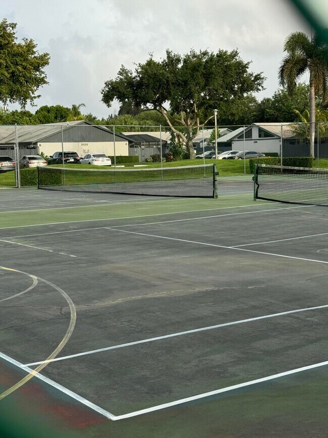 Building Photo - 1148 Summit Trail Cir