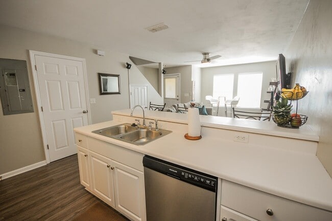 Building Photo - 4246 Augustus Oak Ct