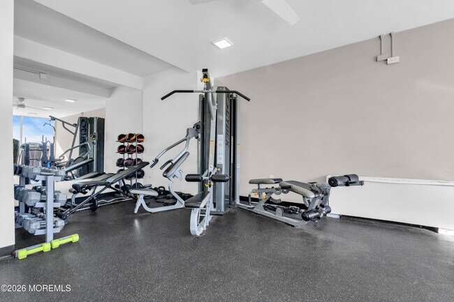 Building Photo - 10 Ocean Blvd