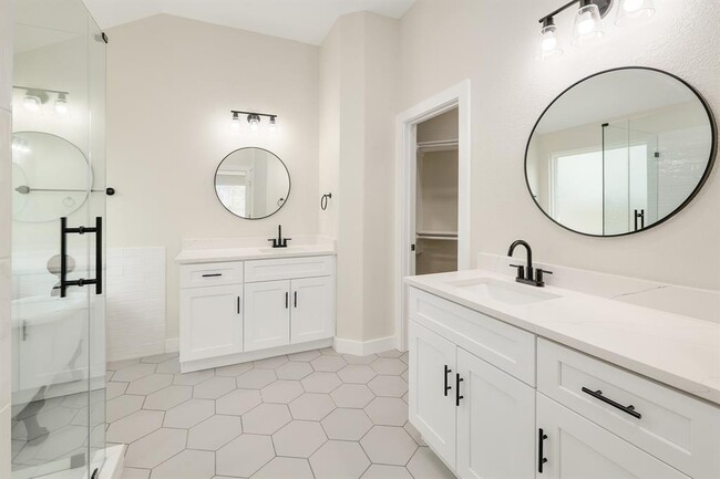 Building Photo - 19509 Brue St