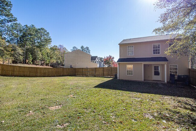 Building Photo - 101 Saskatoon Dr