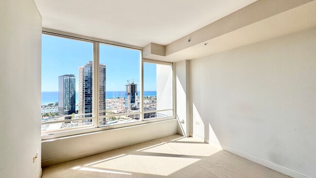 Building Photo - Gorgeous Views from HIGH-FLOOR 2 BED 2 BAT...