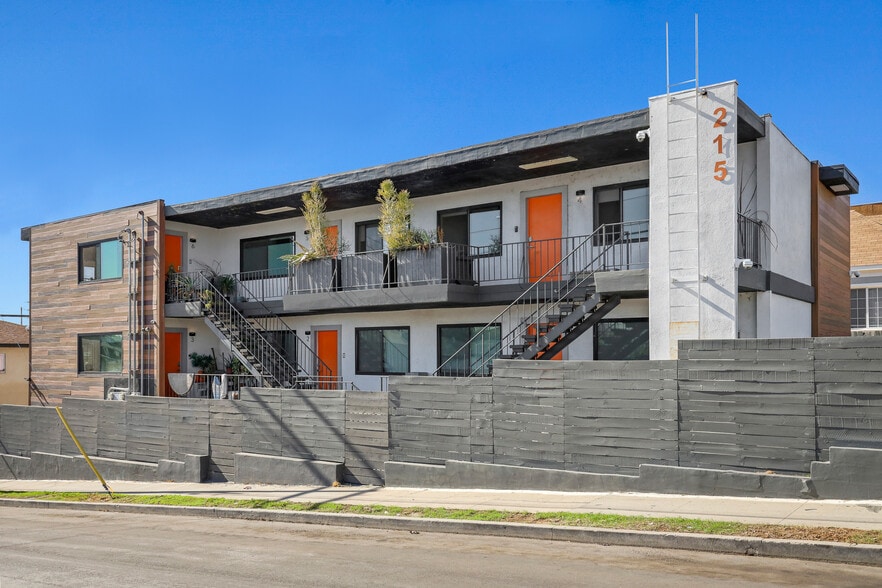 Building Photo - 215 N. Fickett St.