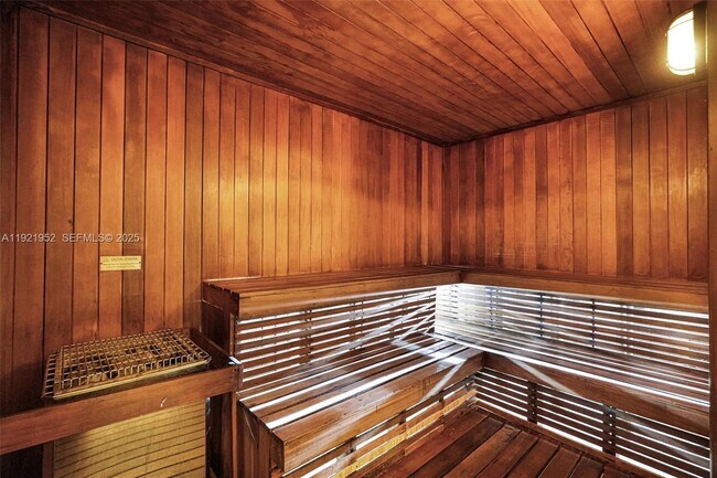 Building Photo - 1300 S Miami Ave