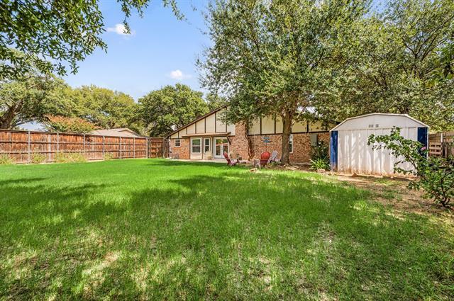 Building Photo - 7333 Meadowbrook Dr