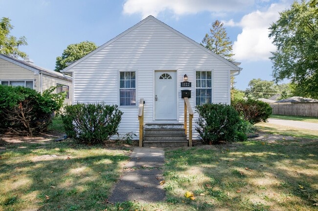 Building Photo - 1122 Emerson Ave