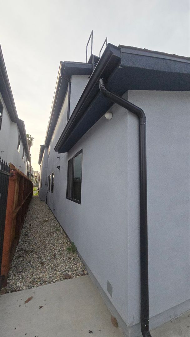 Building Photo - Graham(10422)