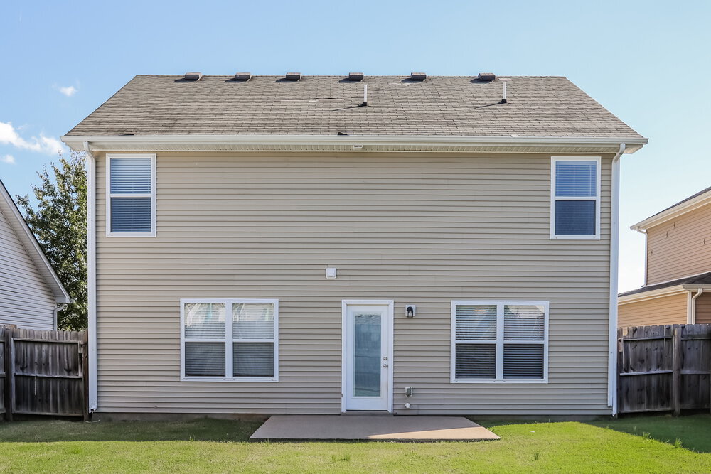 Building Photo - 1620 Beaconcrest Cir