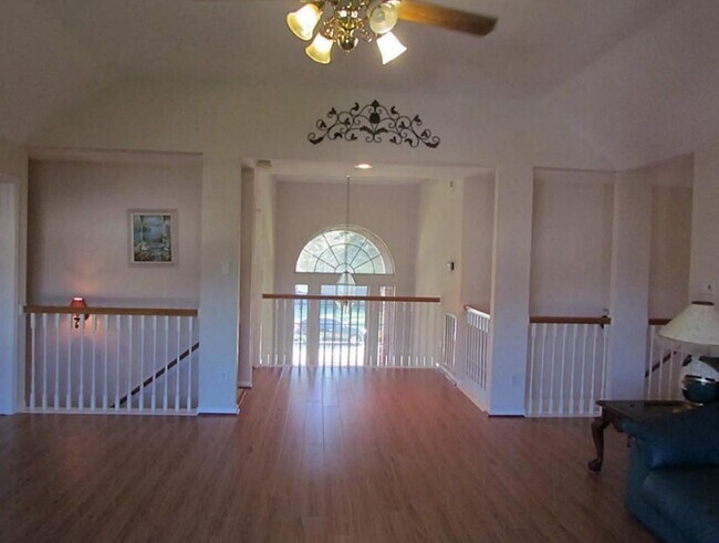 Building Photo - 3907 Hanberry Ln