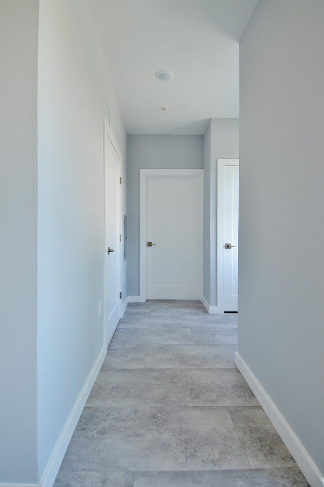 Building Photo - 82-84 E 31ST St