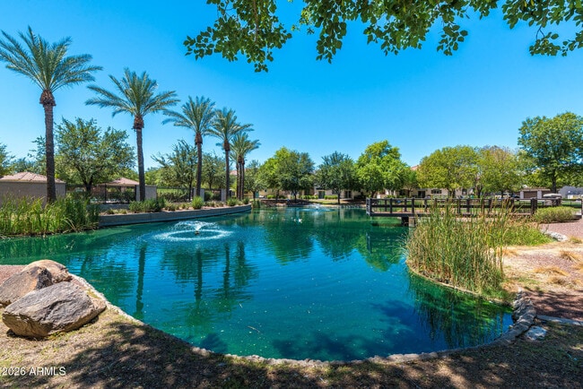 Building Photo - 1739 E Dogwood Ln