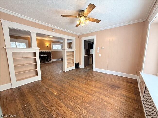 Building Photo - 2140 12th St SW