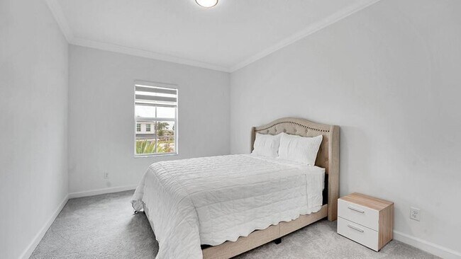 Building Photo - 601 Hookline Cir