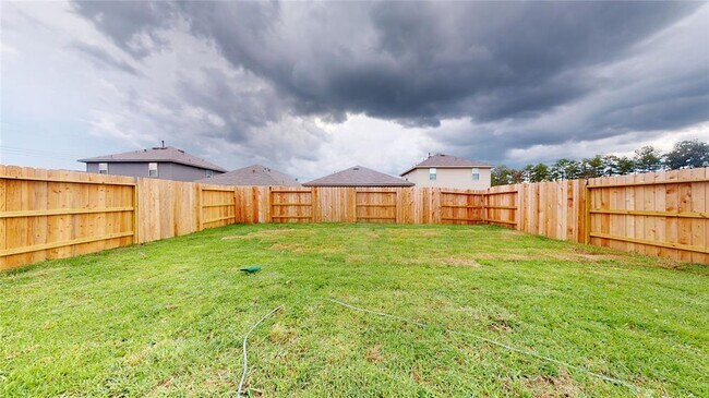 Building Photo - 1206 Silver Fir Ct