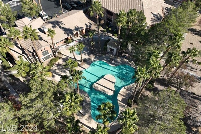 Building Photo - 7709 Himalayas Ave