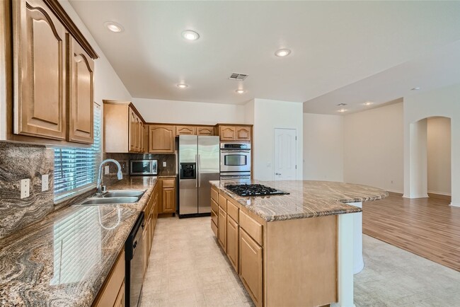 Building Photo - Stunning 4 Bedroom Home in SUMMERLIN!