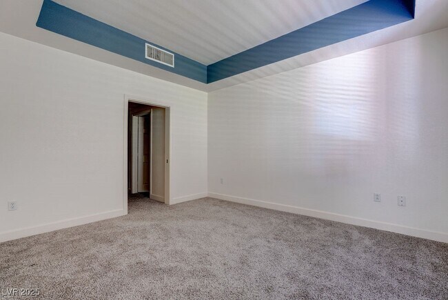 Building Photo - 59 E Agate Ave