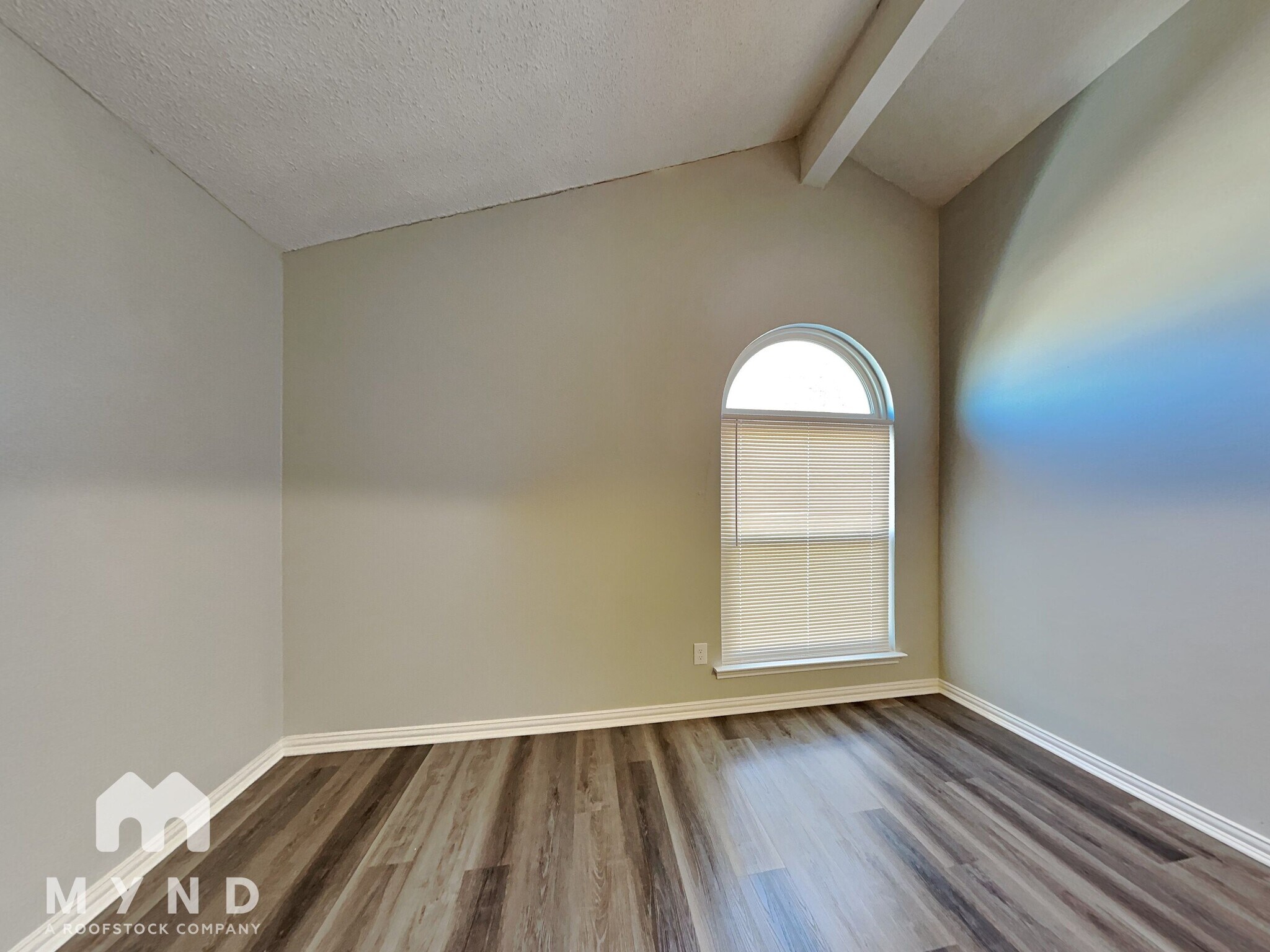 Building Photo - 4628 Feathercrest Dr