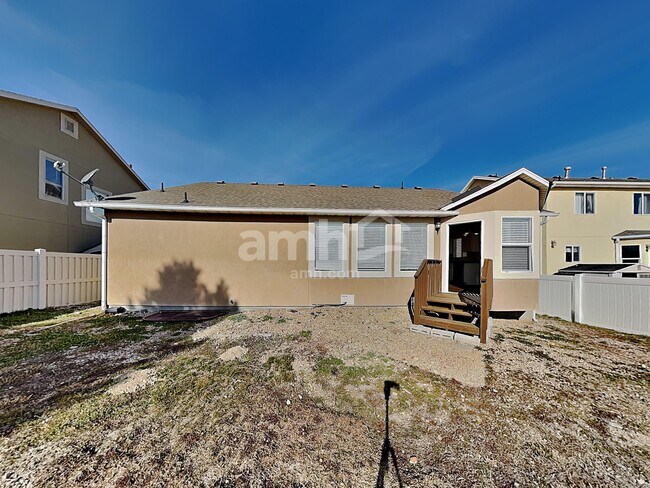 Building Photo - 7051 W Saw Timber Way