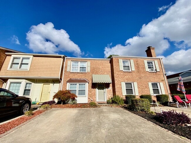 Building Photo - READY NOW!! Fenced Patio - Pet Friendly - Over 1,500 Square Feet!!