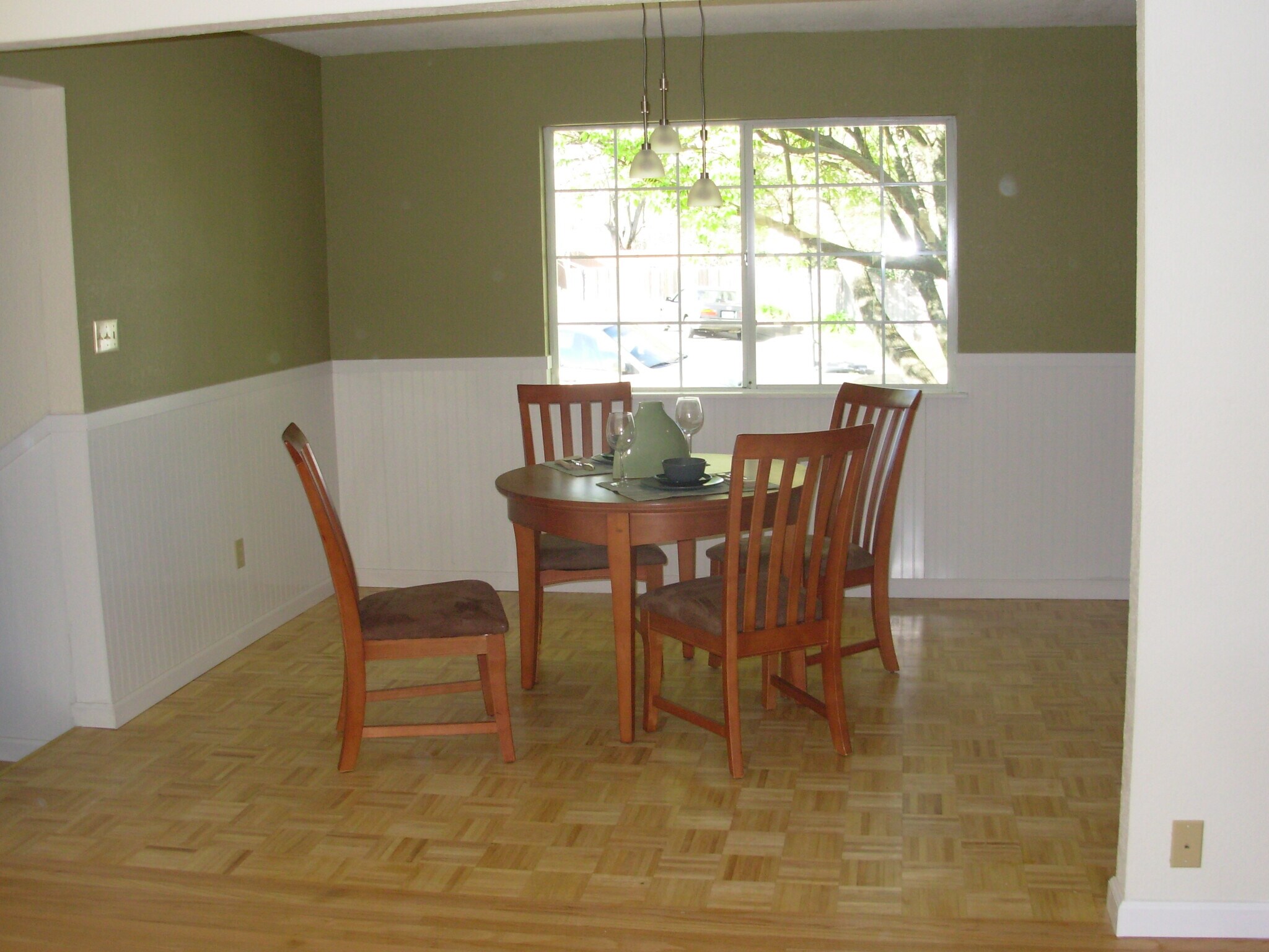 Building Photo - 8762 Kurts Ct