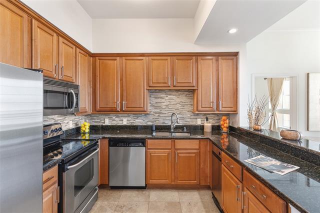 Building Photo - 3225 Turtle Creek Blvd Blvd