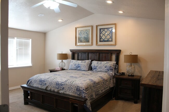 Building Photo - 3572 Wild Mare Way