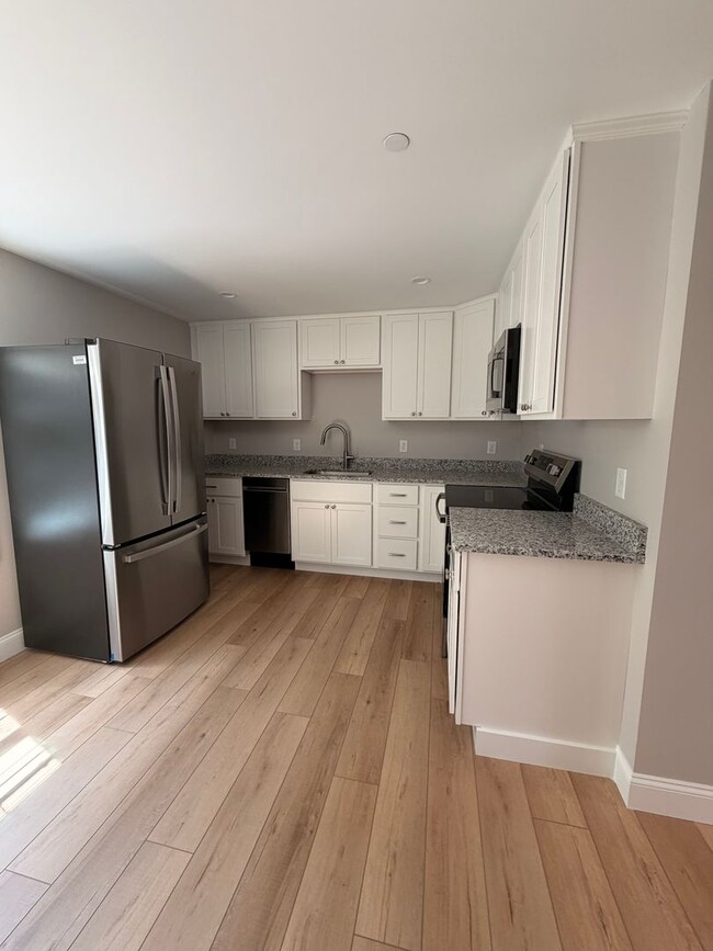 Building Photo - JB Investments LLC