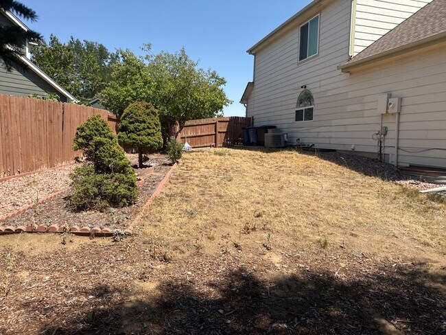 Building Photo - 14602 E Bellewood Pl