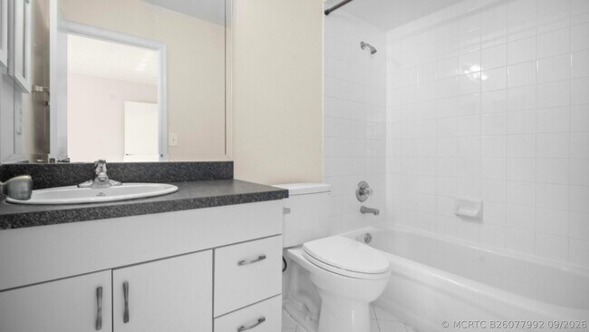 Building Photo - 3636 San Simeon Cir
