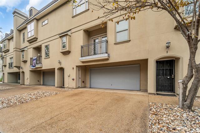 Building Photo - 2203 N Carroll Ave