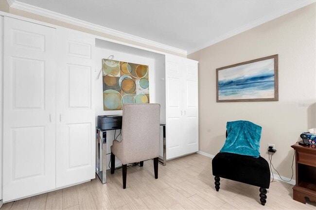 Building Photo - 6500 Sunset Way