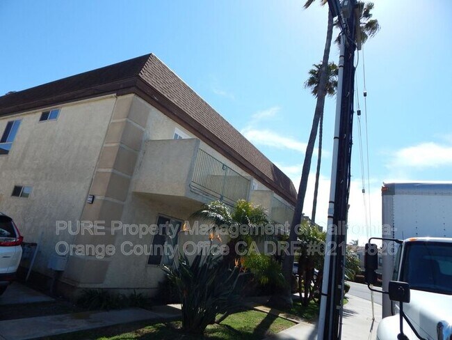 Building Photo - 16972 Hoskins Lane