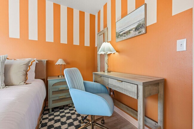 Building Photo - 1132 Gershwin Dr