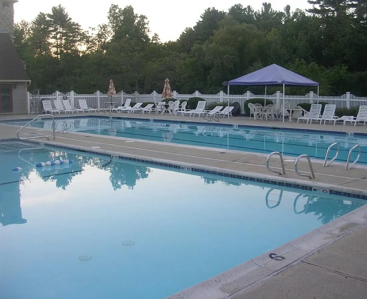 Pools - 55 Bartemus Trl