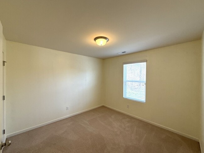 Building Photo - Pennacook