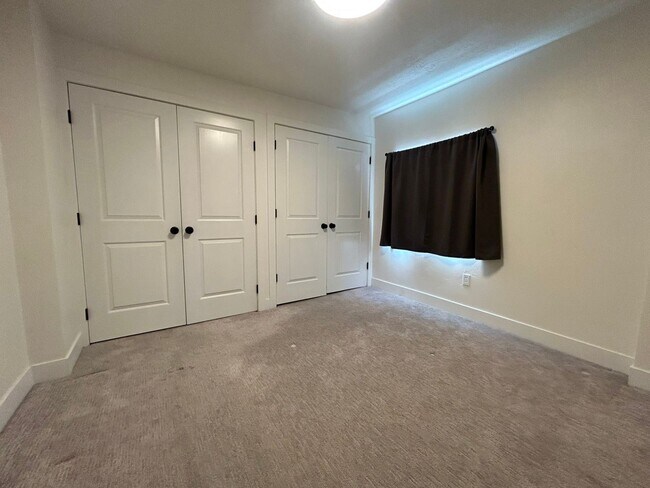 Building Photo - 343 E Coatsville Ave