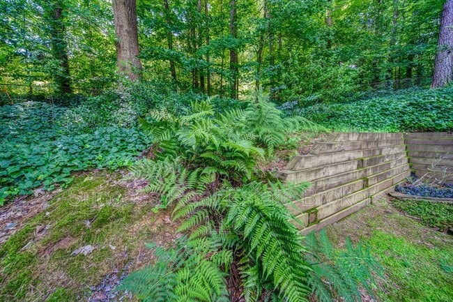 Building Photo - 4734 N Springs Rd NW