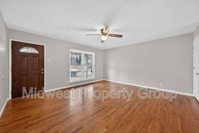 Building Photo - 2244 Millvalley Dr