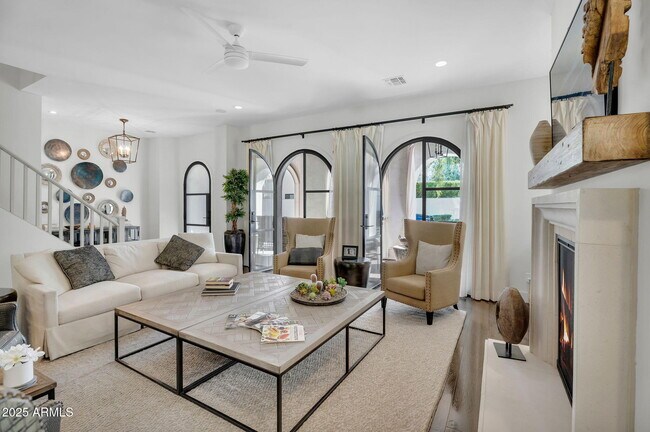 Building Photo - 3507 North 39th Pl