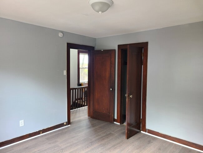 Building Photo - 1263 Grotto St