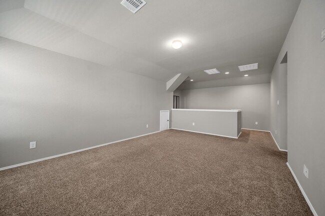 Building Photo - 22614 Petrizzi Ln