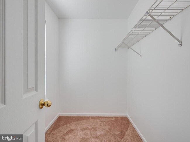 Building Photo - 109 Driftwood Ln