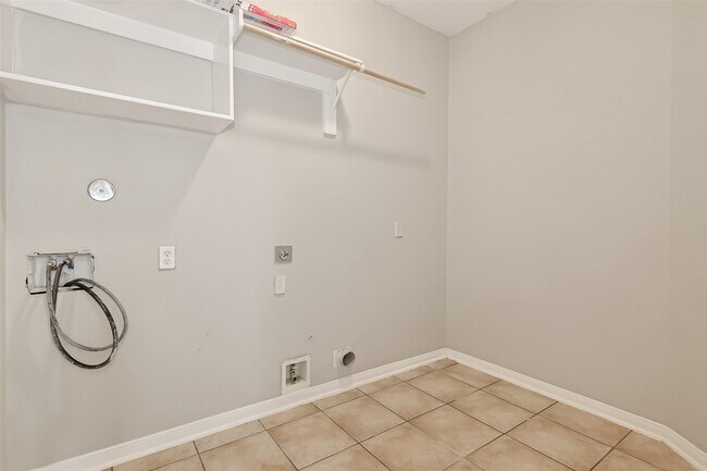 Building Photo - 15318 Bent Twig Way