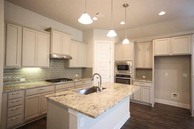 Building Photo - 5301 Ponte Tresa Dr