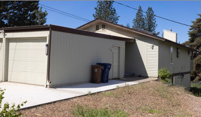 Building Photo - 2523 N Nettleton St