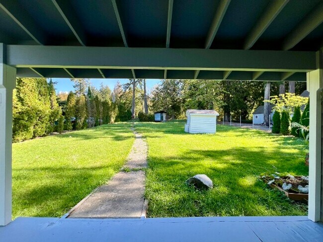 Building Photo - PENDING APPLICATION; Beachfront Cabin on H...