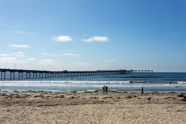 Building Photo - Charming Ocean Beach Attached Cottage Near...